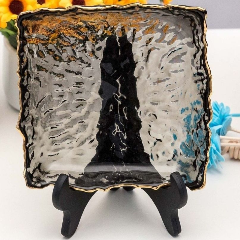 Square Glass Plate Phnom Penh  - Food Snacks In Japan のレビューと価格