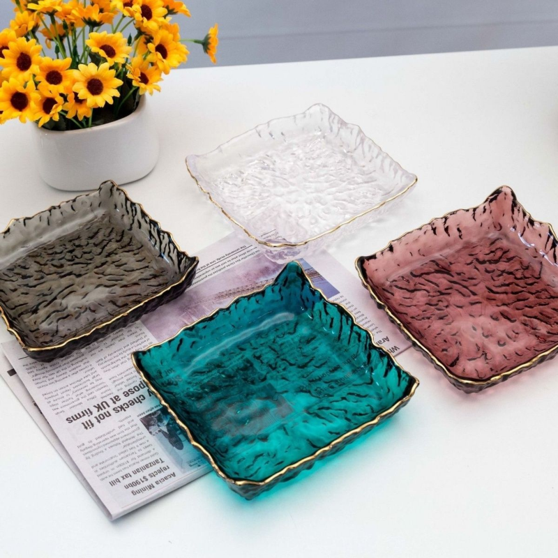 Square Glass Plate Phnom Penh  - Food Snacks In Japan のレビューと価格