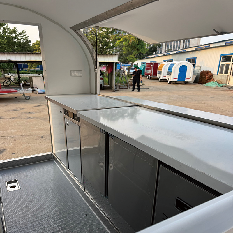 FRP Trailer-Mounted Food Vendi - Food Snacks With Fiber のレビューと価格